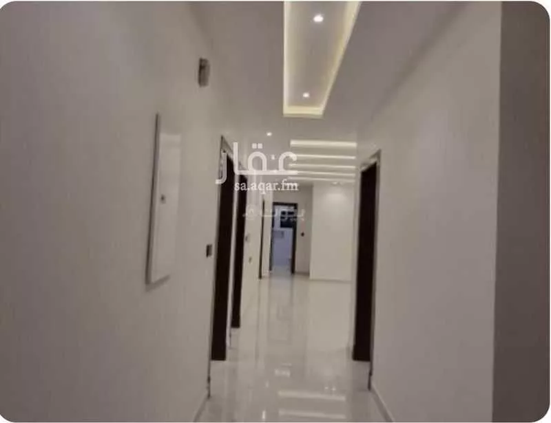 5 bedroom apartment in Muraykh 5
