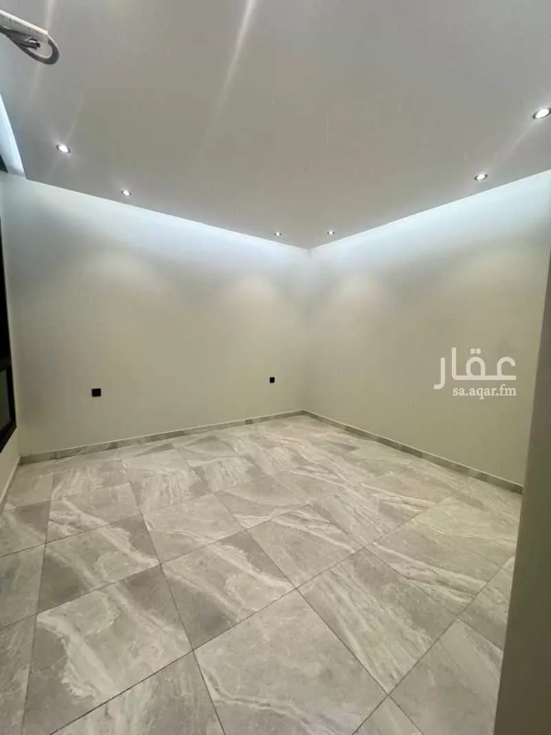 5 bedroom apartment in Al Rehab 4