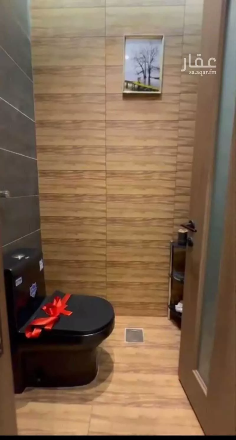 5 bedroom apartment in Al Rehab 9