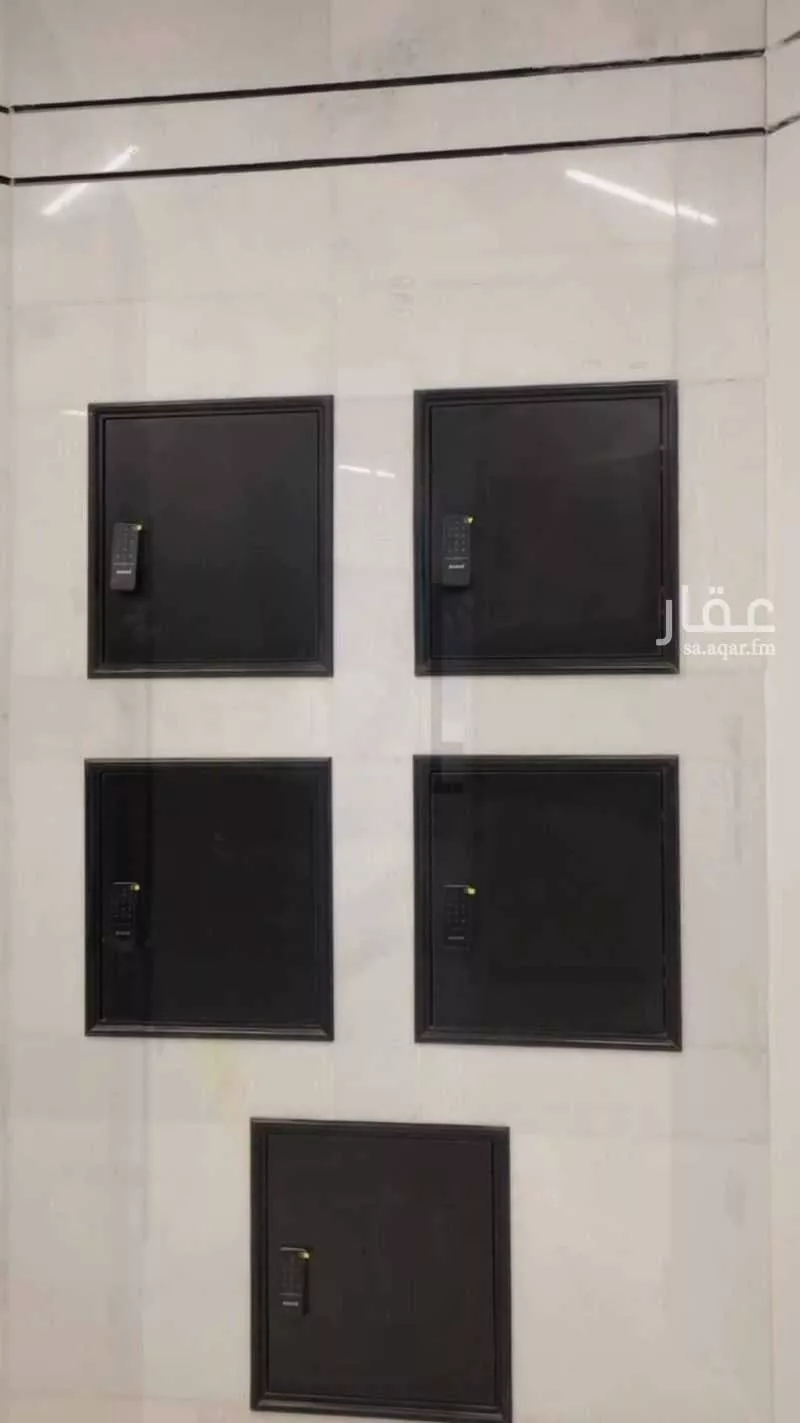 6 bedroom apartment in Al Salamah 3