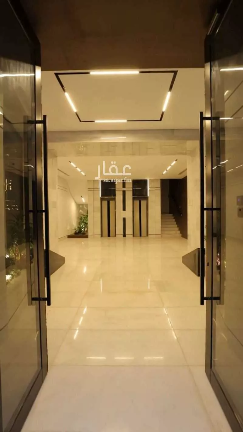 6 bedroom apartment in Al Salamah 9