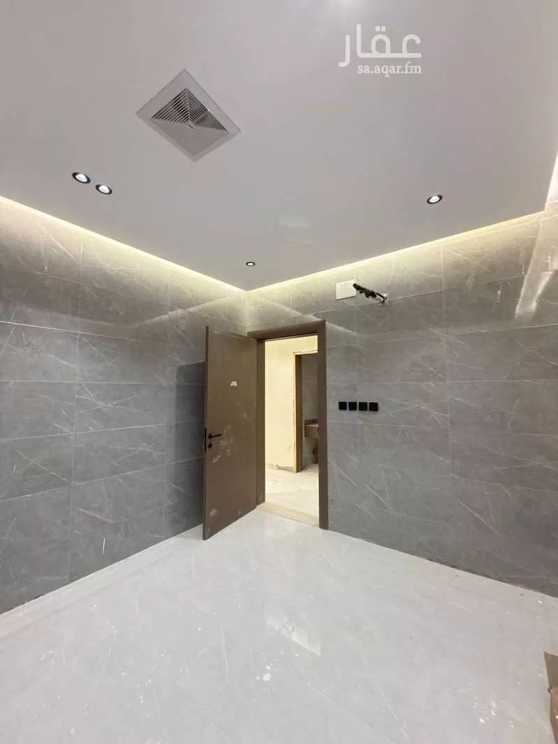 4 bedroom apartment in Al Rawdah 8