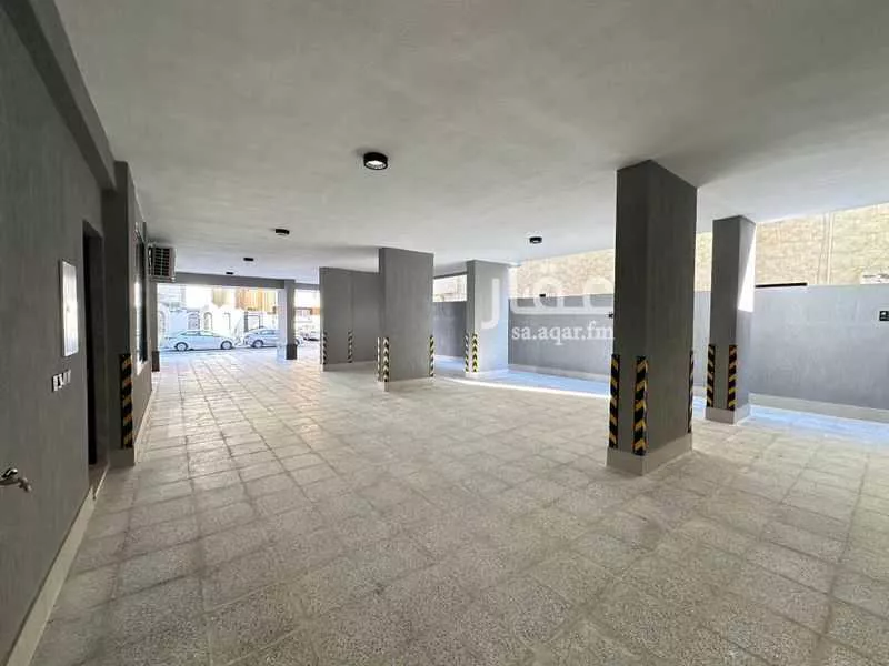 4 bedroom apartment in Al Nuzhah 8