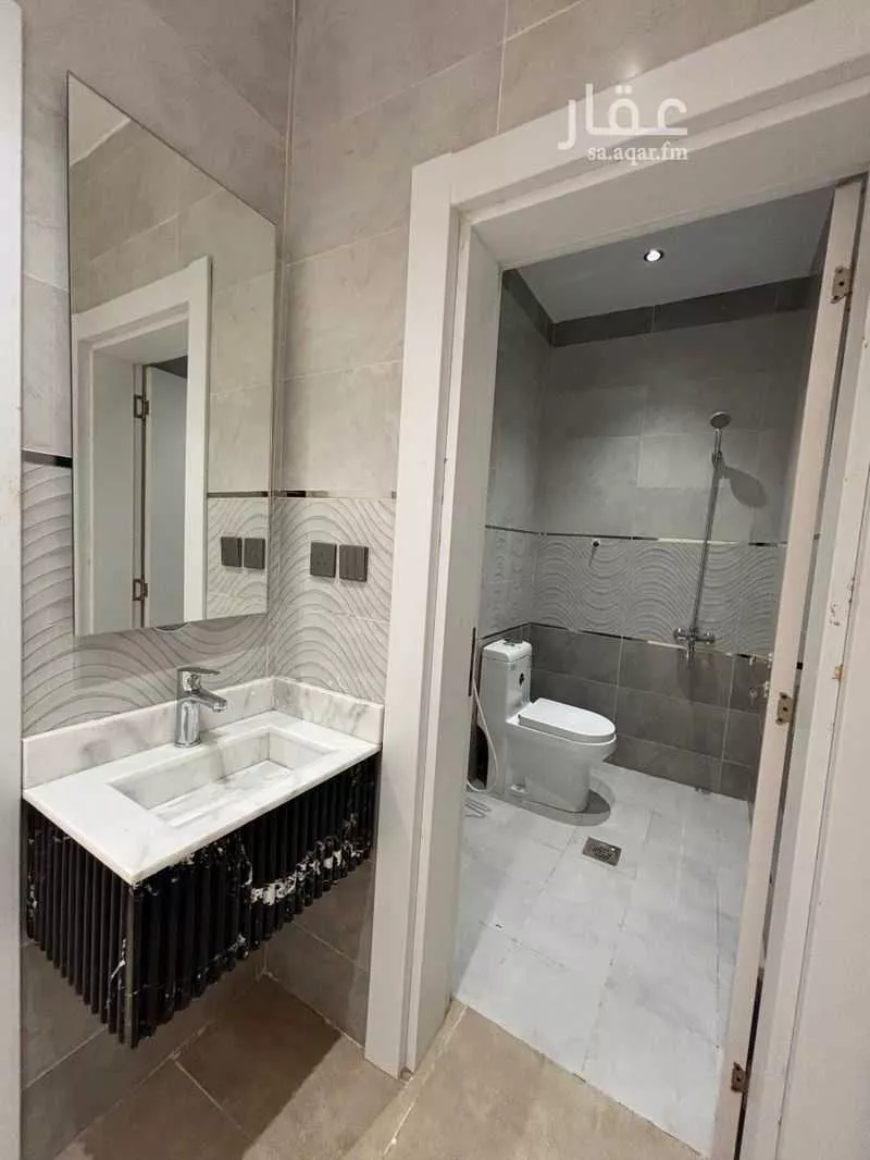 5 bedroom apartment in Muraykh 9