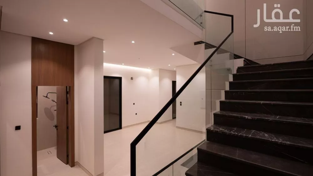 6 bedroom villa in Ash Shulah 11
