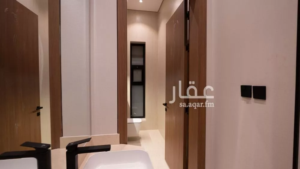 6 bedroom villa in Ash Shulah 12