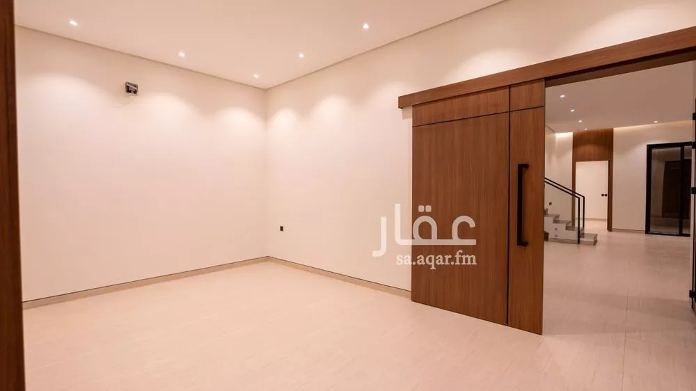6 bedroom villa in Ash Shulah 13