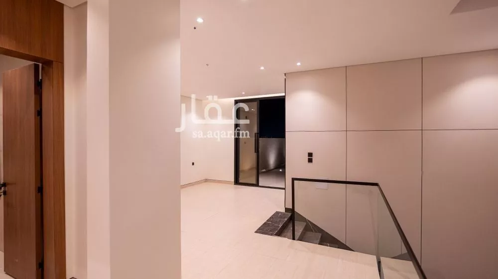 6 bedroom villa in Ash Shulah 16
