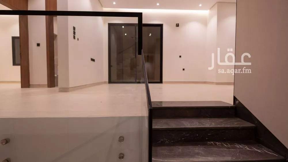 6 bedroom villa in Ash Shulah 6