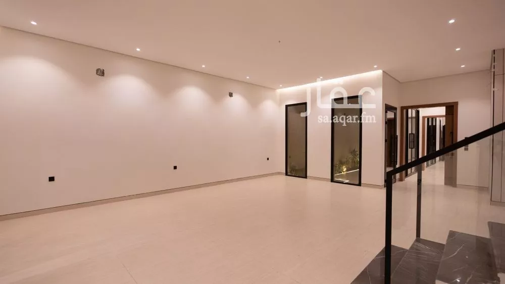 6 bedroom villa in Ash Shulah 8