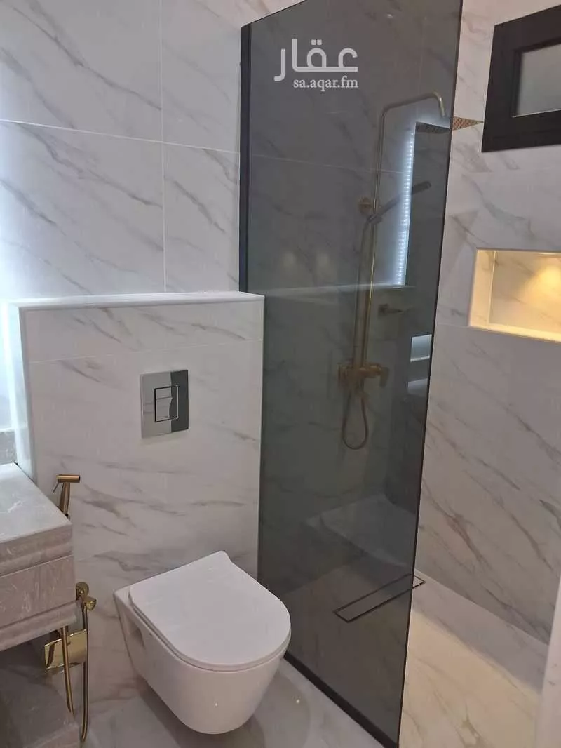 5 bedroom apartment in Al Salamah 9