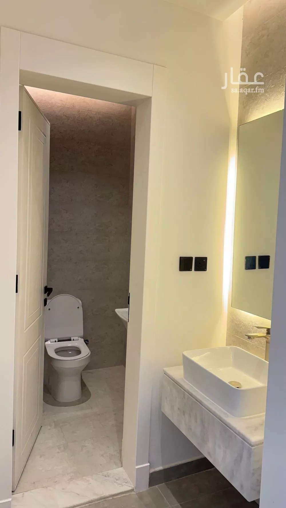 6 bedroom apartment in Al Marwa 11