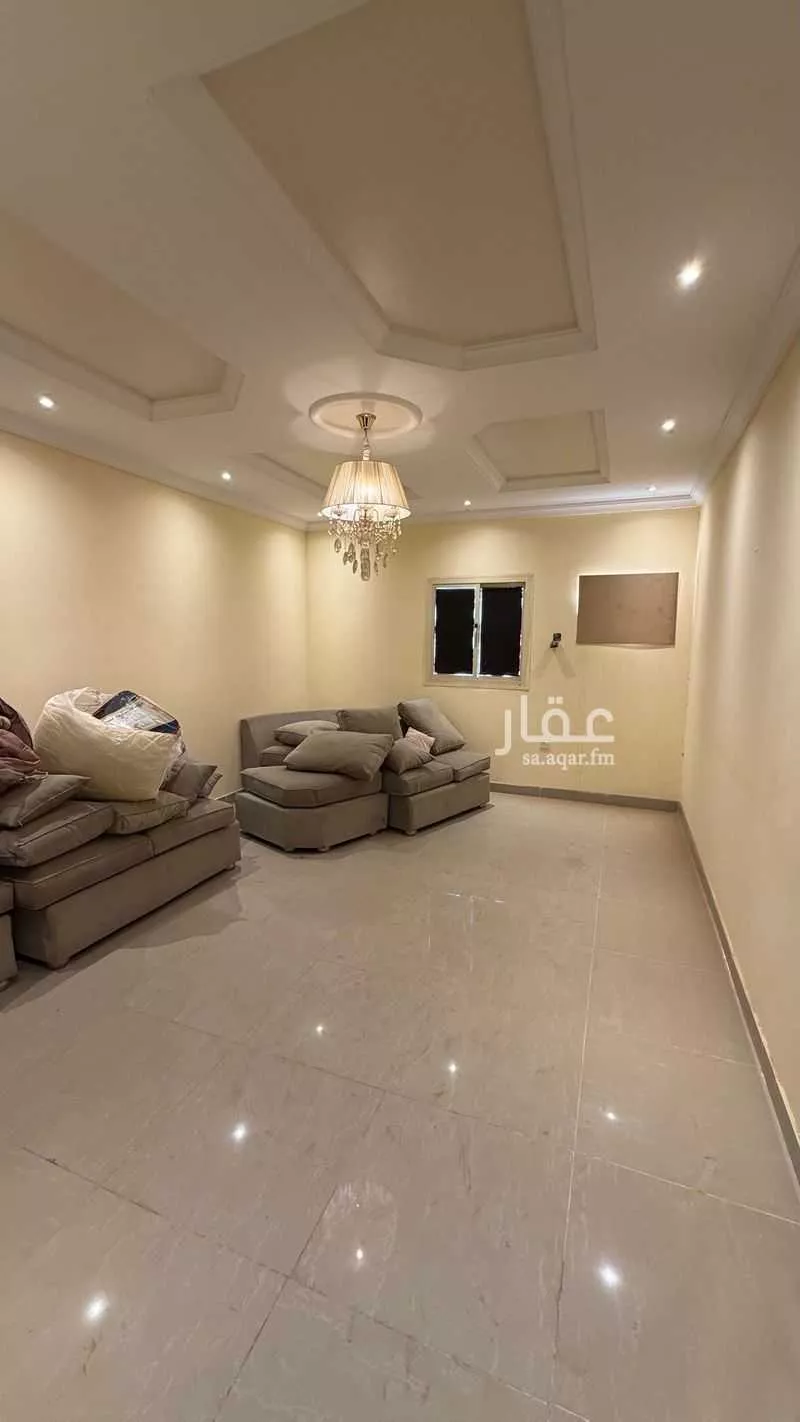 4 bedroom apartment in Al Rabwa 2