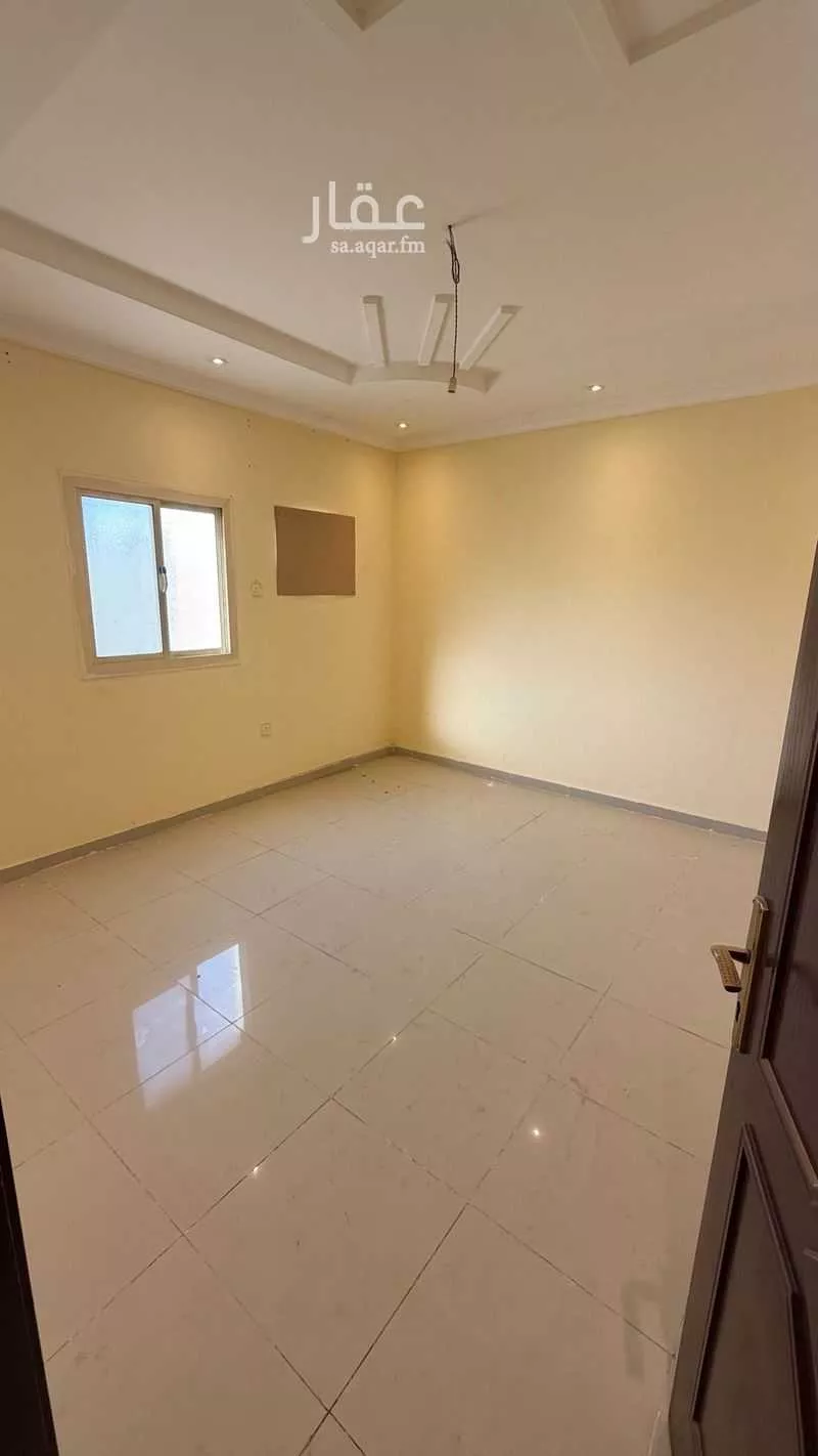 4 bedroom apartment in Al Rabwa 5