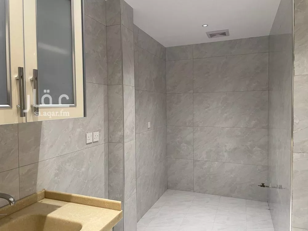 4 bedroom apartment in Al Manar 4