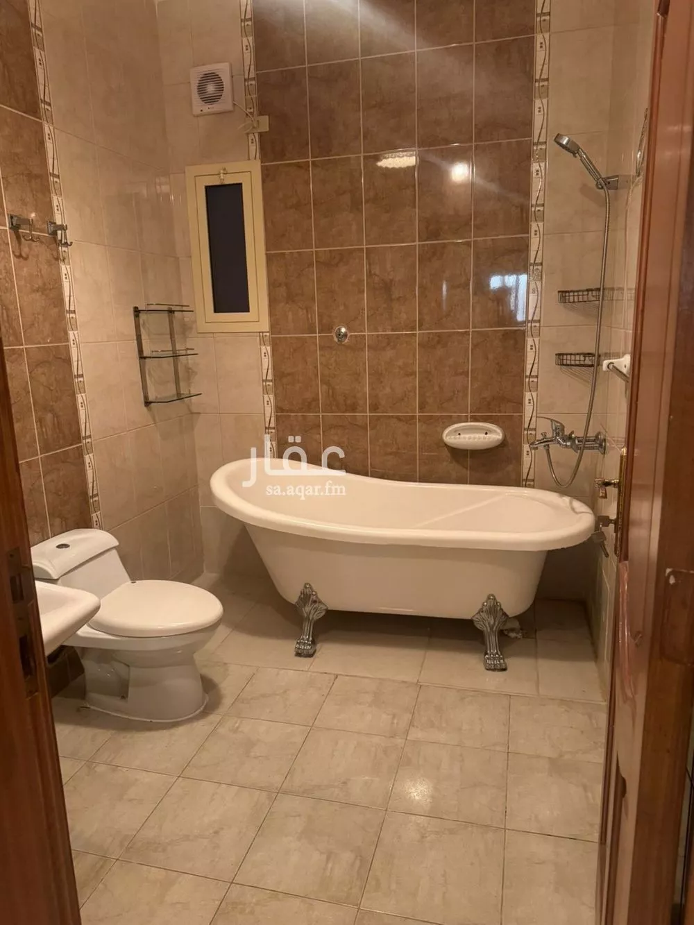3 bedroom apartment in Al Salamah 4