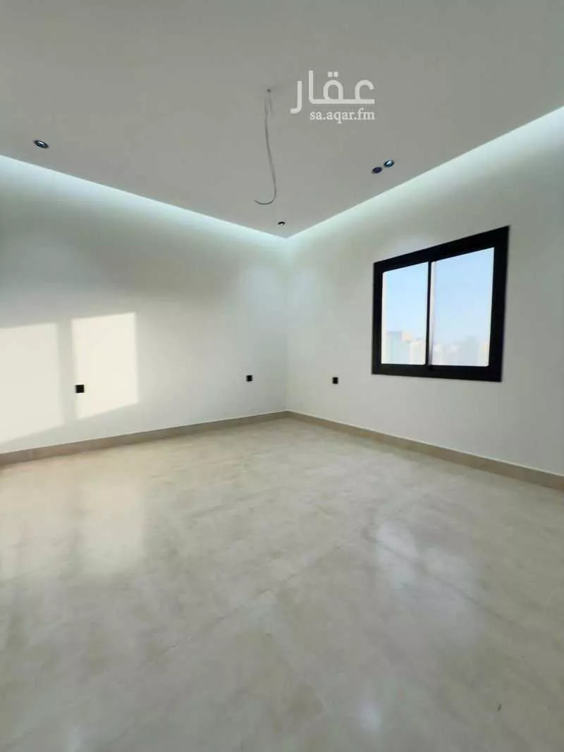 4 bedroom apartment in Al Rawdah 7