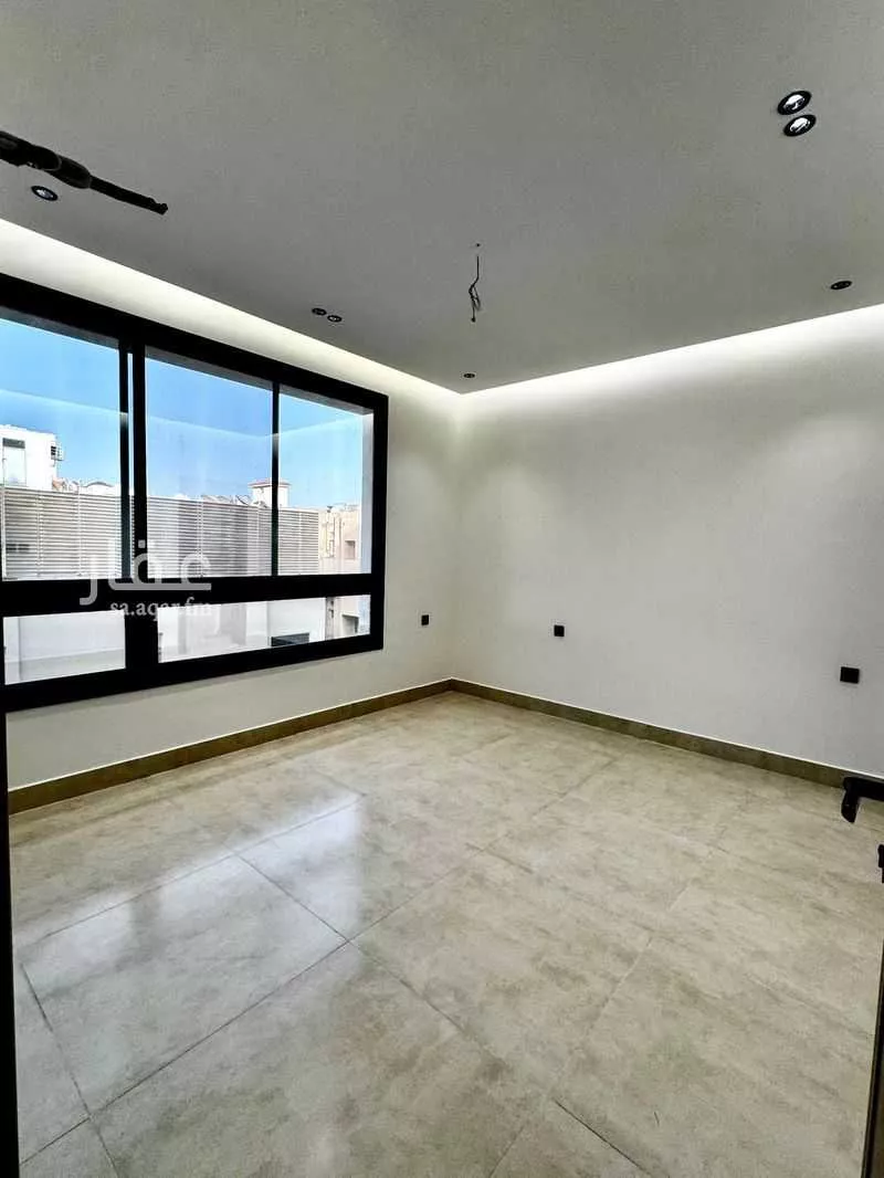 4 bedroom apartment in Al Rawdah 11