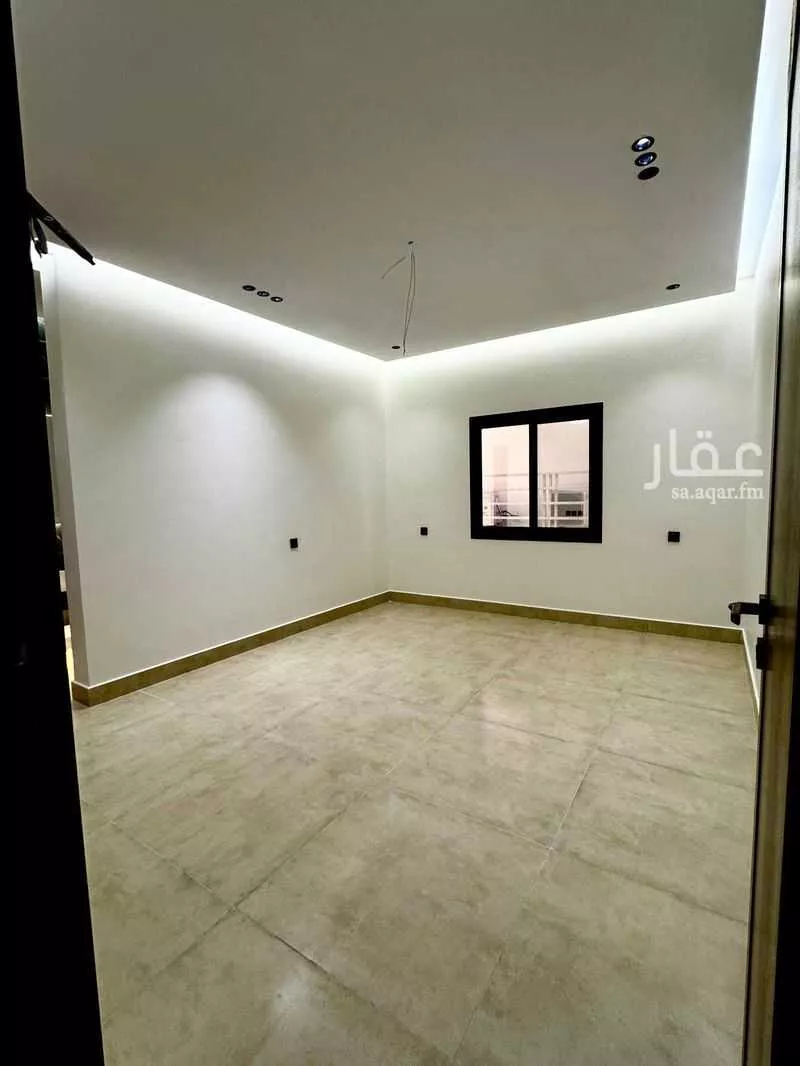 4 bedroom apartment in Al Rawdah 7