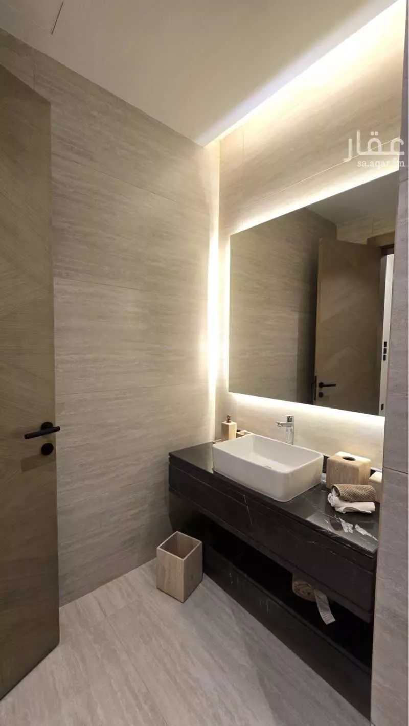 7 bedroom apartment in Al Ruwais 18