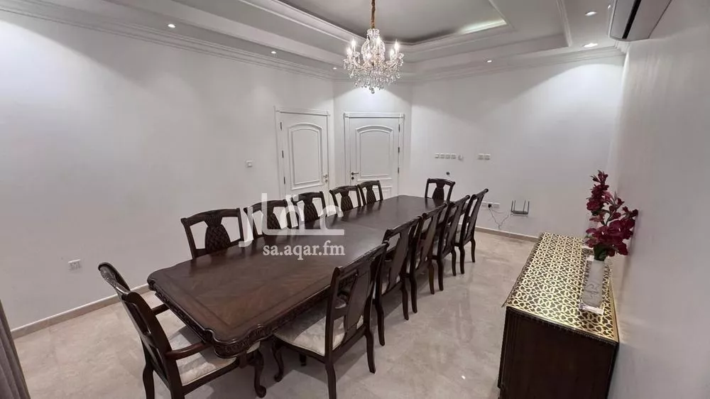 13 bedroom villa in Ash Shulah 5