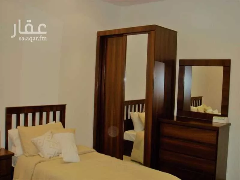 4 bedroom apartment in Al Shati 7