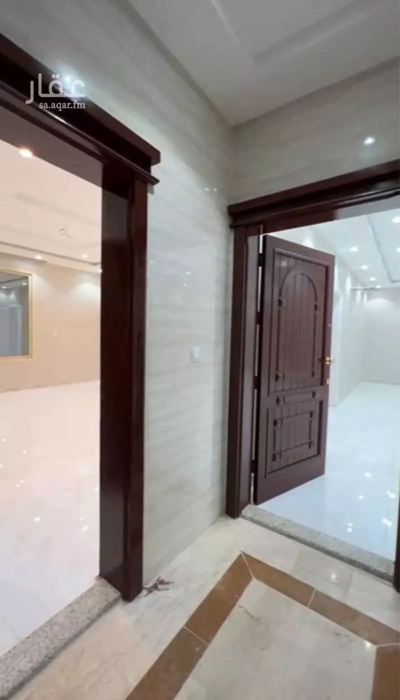 6 bedroom apartment in Al Wurud 7