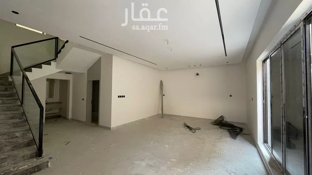 5 bedroom villa in Al Jalawiyah 8