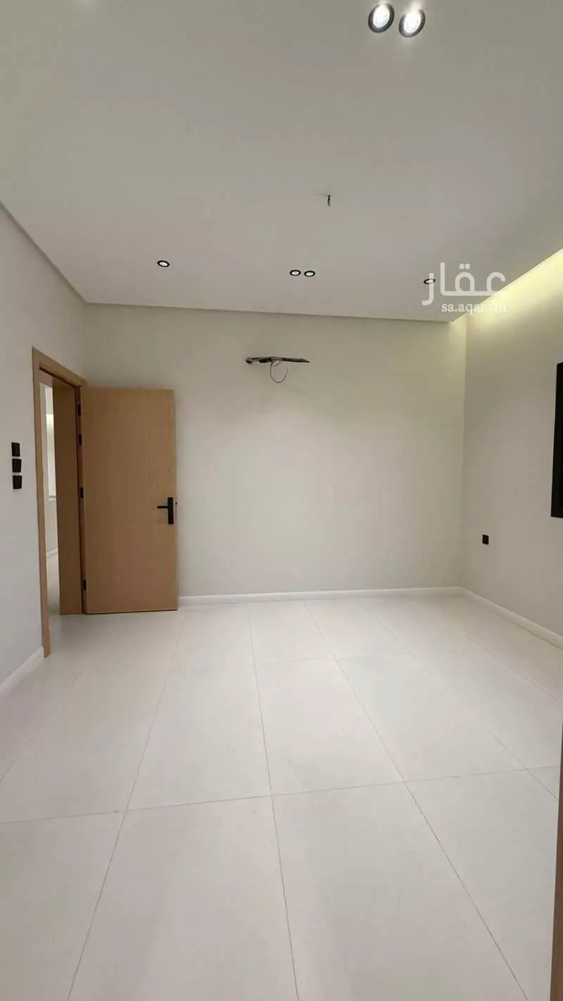 شقة 4 غرف في الريان 9