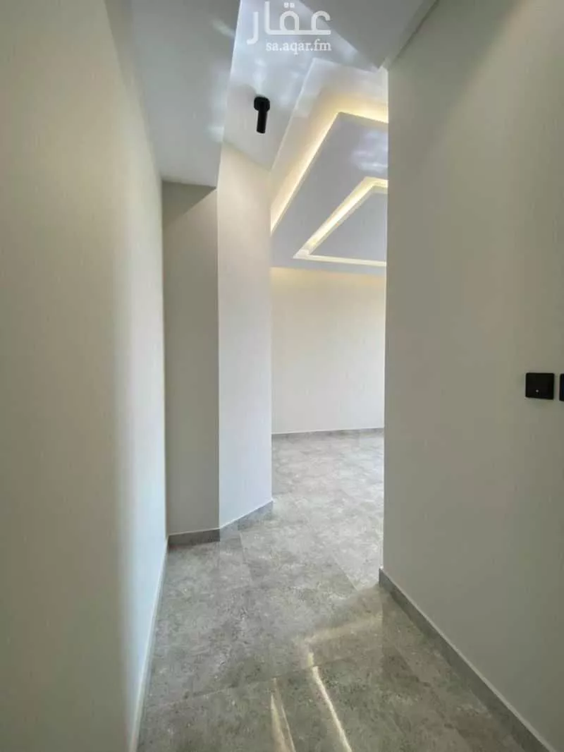 5 bedroom apartment in Al Rabwa, Jeddah 6