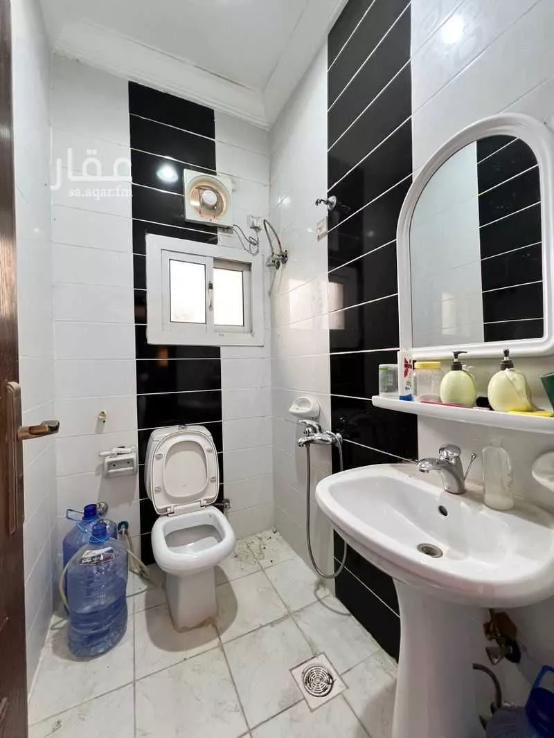 4 bedroom apartment in Al Manar 6