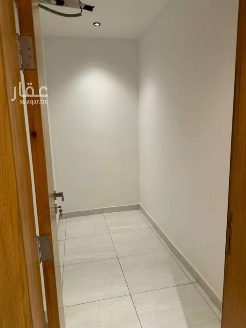 شقة 5 غرف في المروة 21