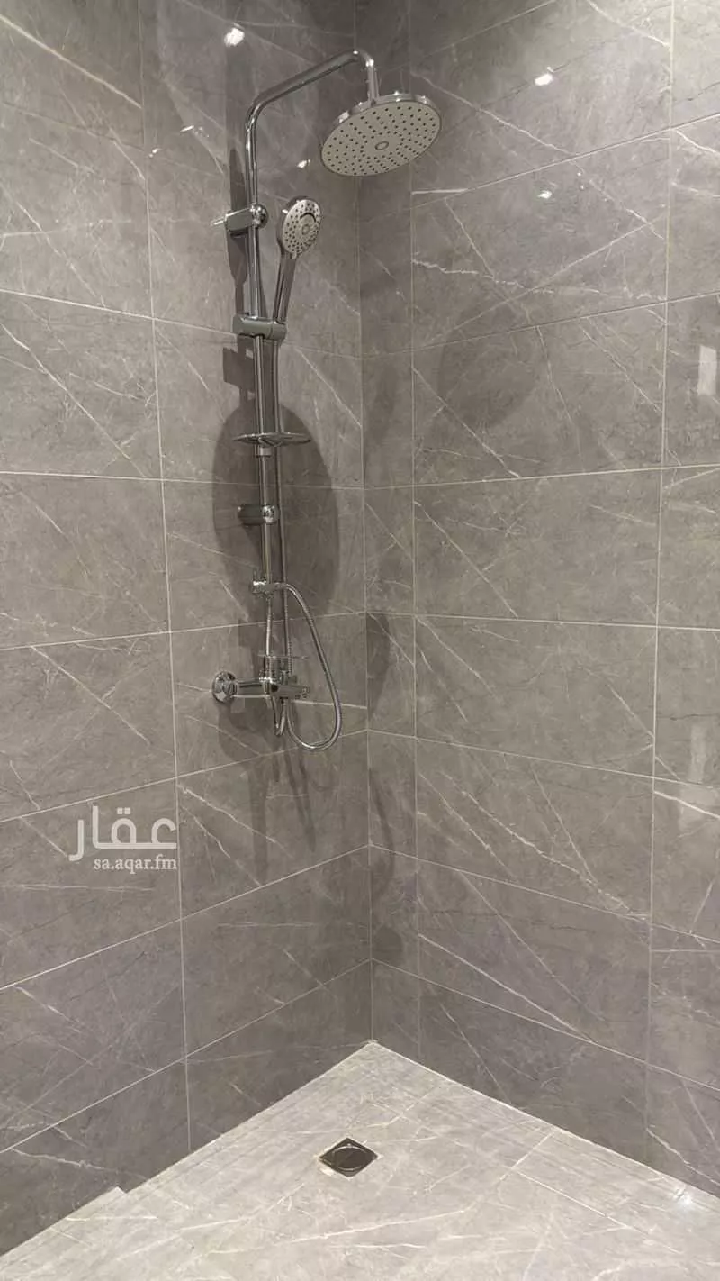 6 bedroom apartment in Ar Rayan 12