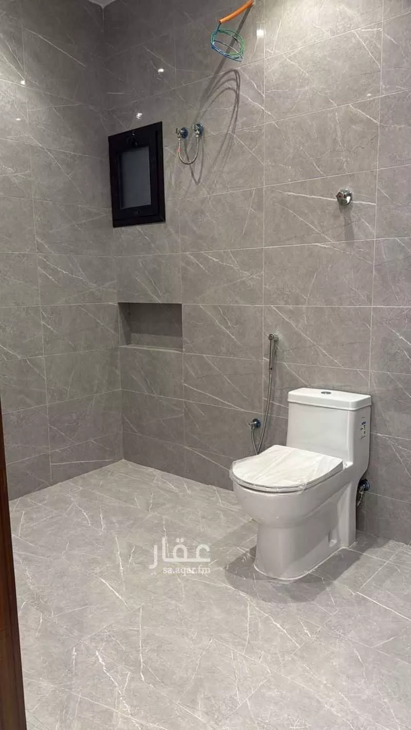 6 bedroom apartment in Ar Rayan 3