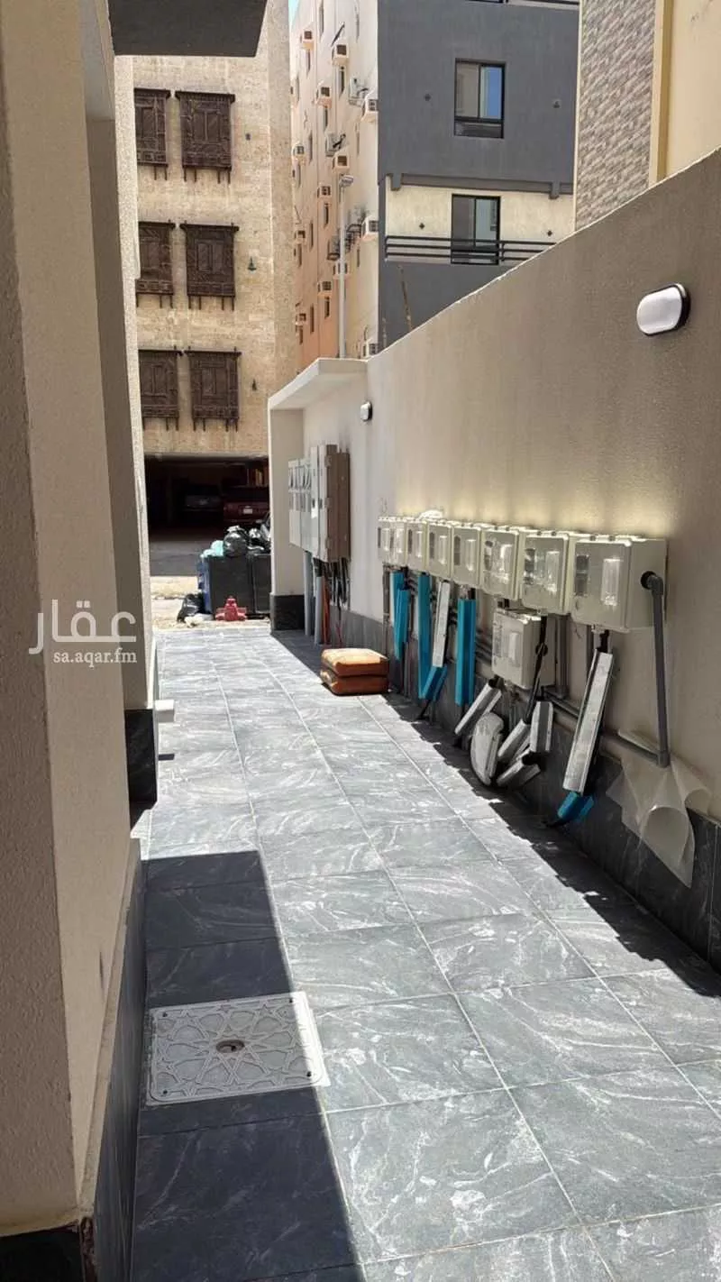 6 bedroom apartment in Ar Rayan 9