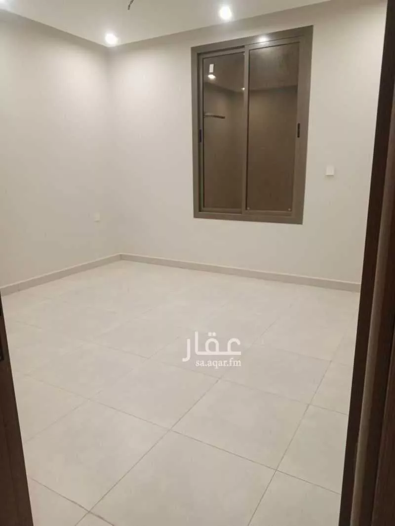 شقة 4 غرف في طيبة 7