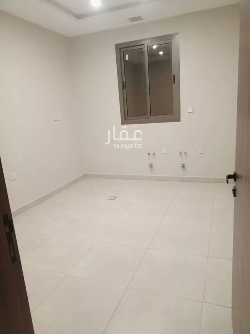 شقة 4 غرف في طيبة 9