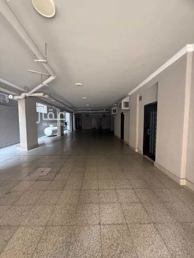 6 bedroom apartment in Al Wurud 8