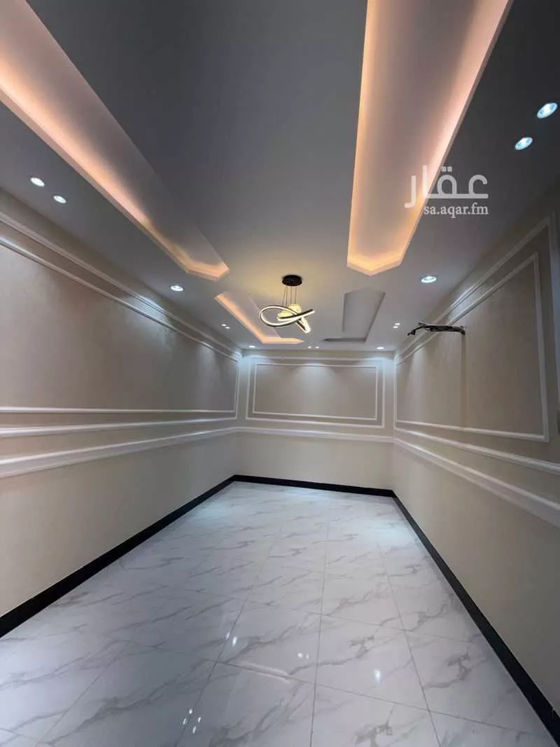 4 bedroom apartment in Muraykh 6