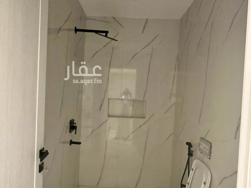 4 bedroom apartment in Al Wahah 8