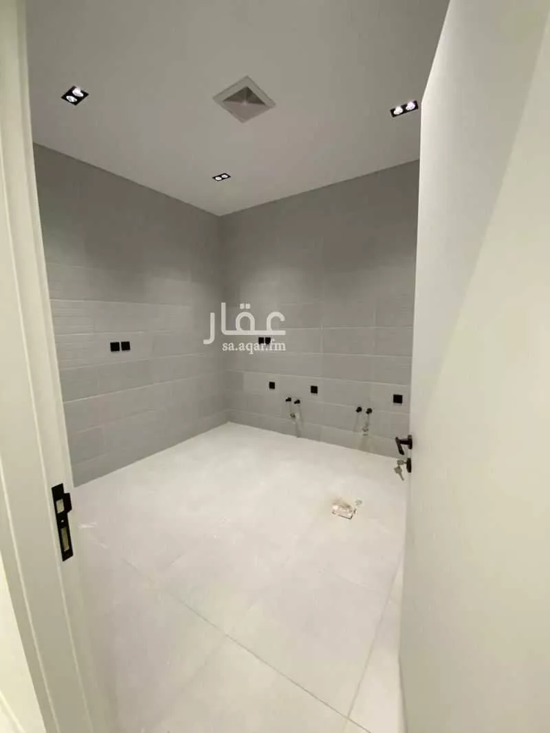 3 bedroom apartment in Al Wahah 4