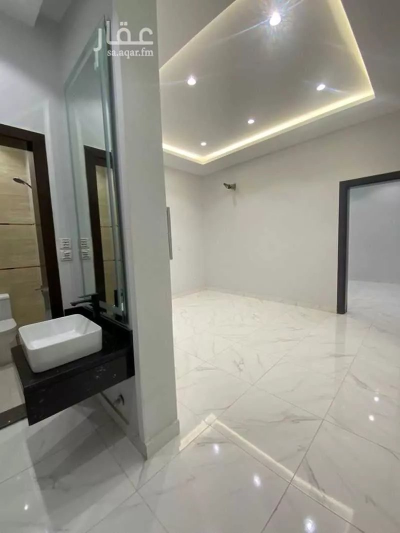 5 bedroom apartment in Al Marwa 2