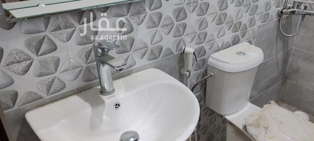 5 bedroom apartment in Muraykh, Jeddah 8