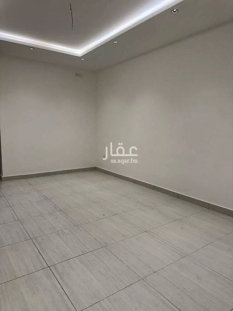 شقة 5 غرف في الواحة 11