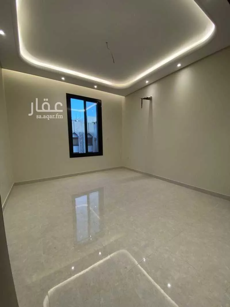 5 bedroom apartment in Al Aziziyah 4