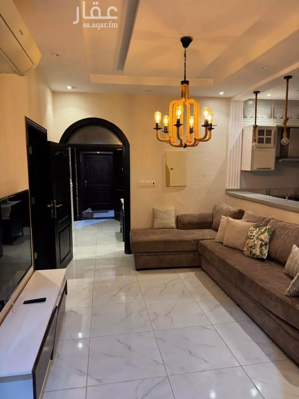 4 bedroom apartment in Muraykh 3