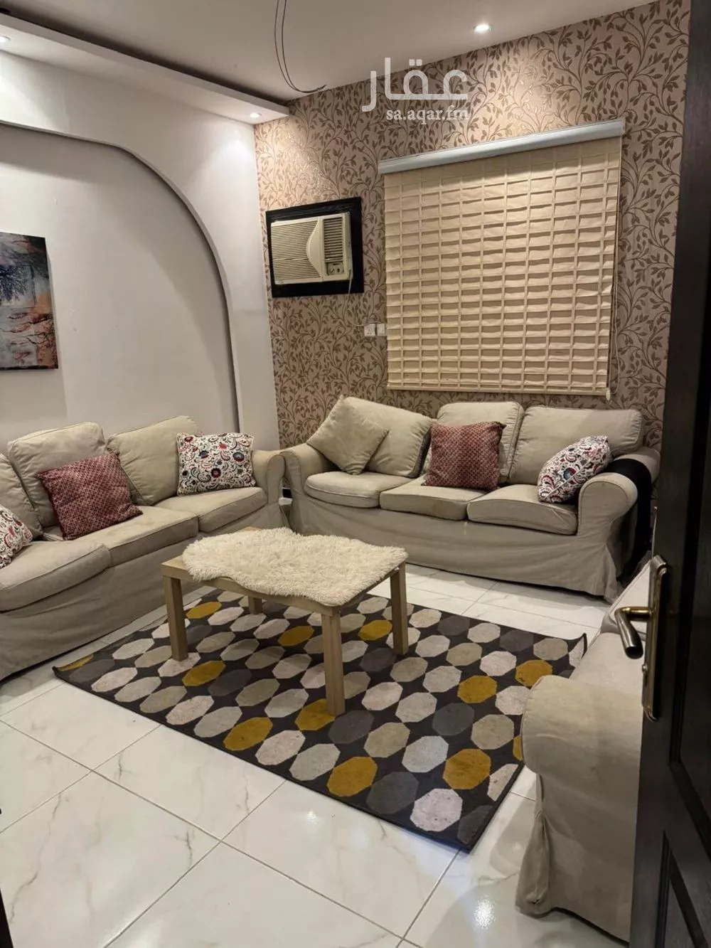 4 bedroom apartment in Muraykh 8