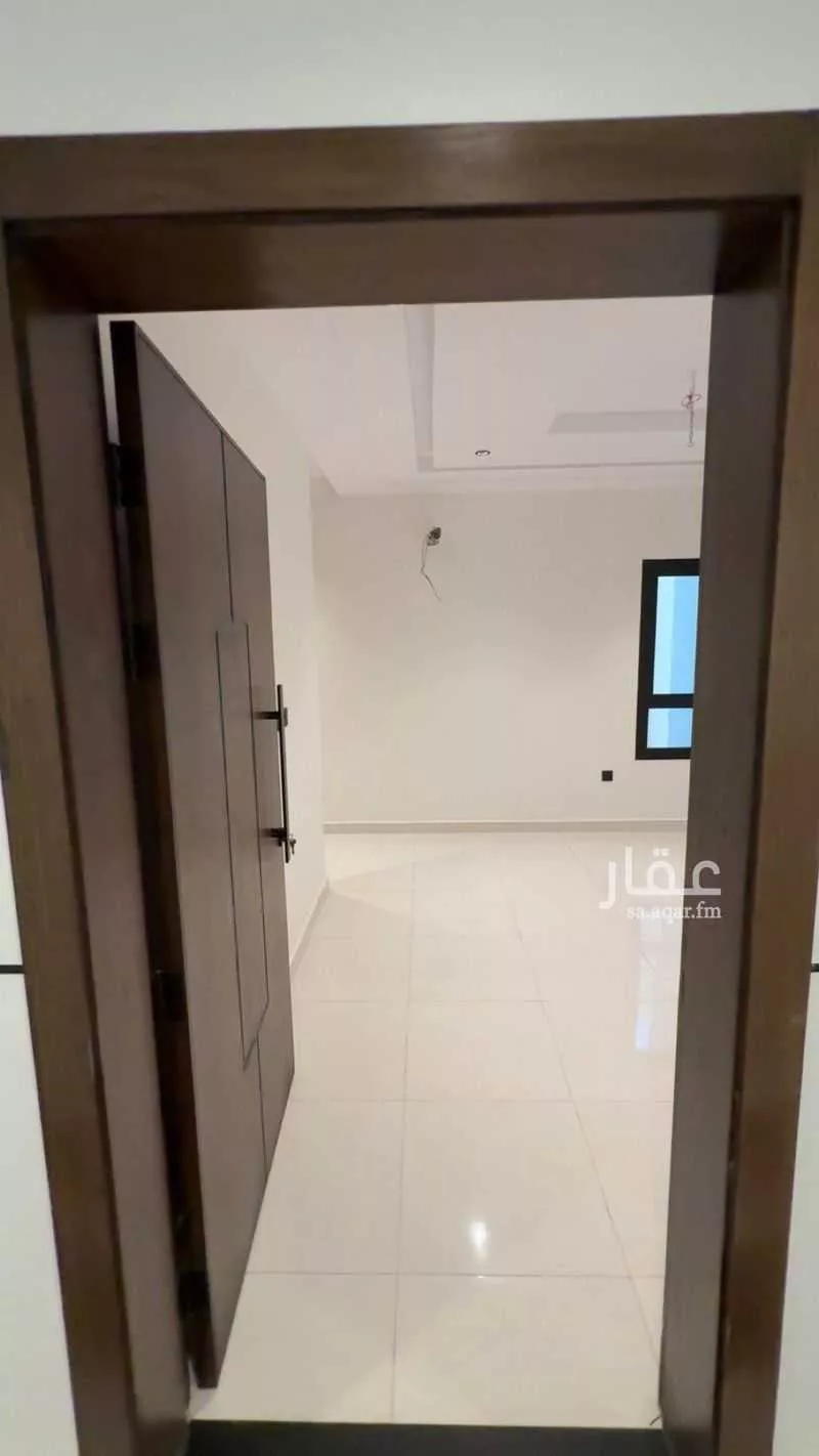 شقة 4 غرف في الريان 6
