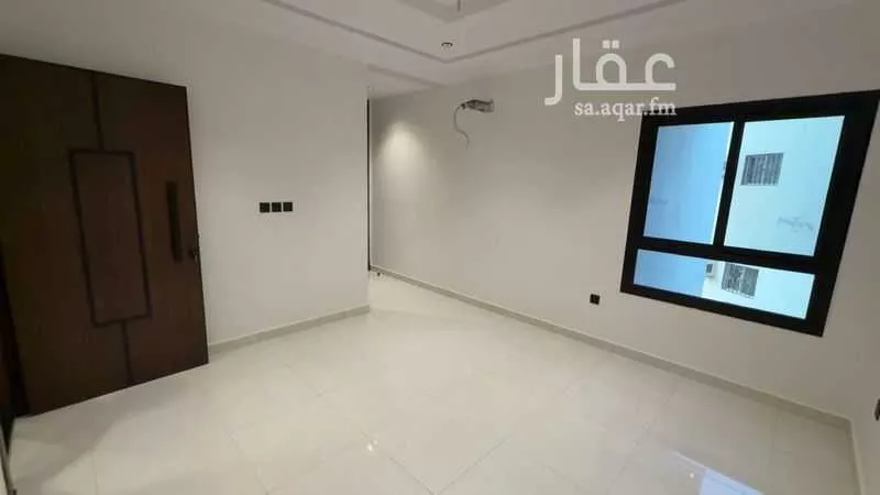 شقة 4 غرف في الريان 8