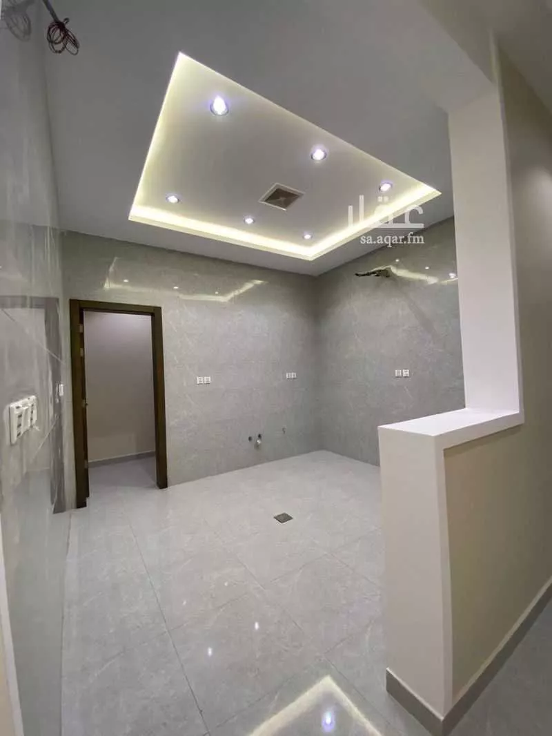 5 bedroom apartment in Al Marwa 8
